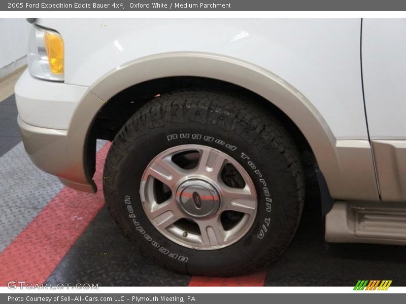 Oxford White / Medium Parchment 2005 Ford Expedition Eddie Bauer 4x4