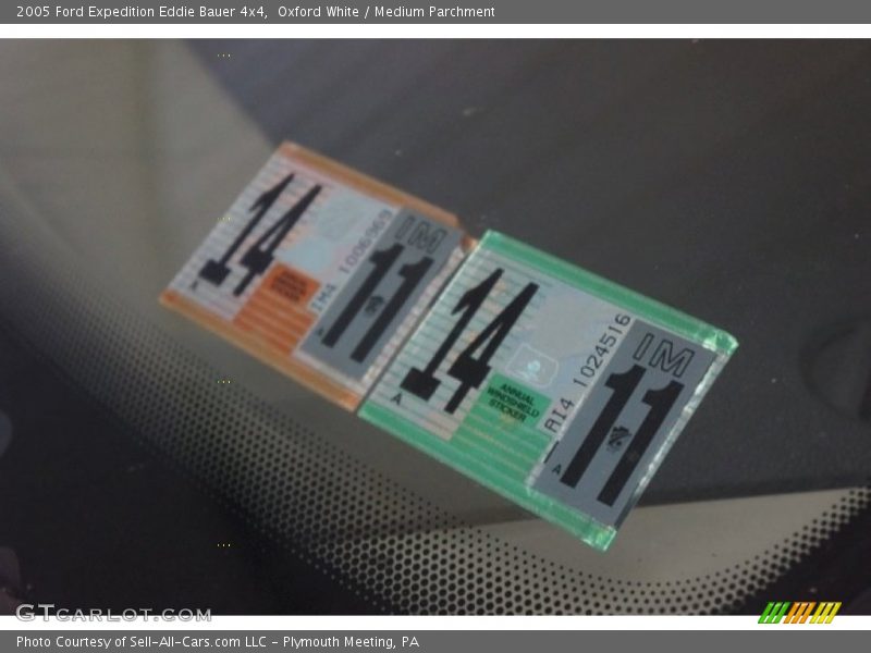 Oxford White / Medium Parchment 2005 Ford Expedition Eddie Bauer 4x4