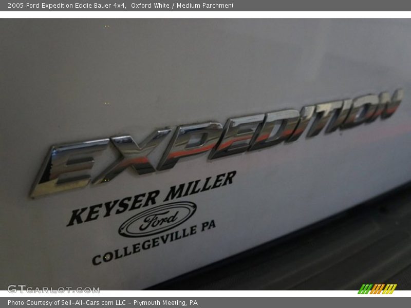Oxford White / Medium Parchment 2005 Ford Expedition Eddie Bauer 4x4