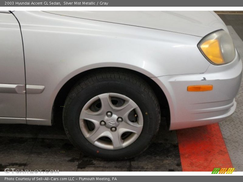 Silver Mist Metallic / Gray 2003 Hyundai Accent GL Sedan