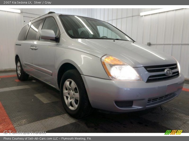 Silver / Gray 2007 Kia Sedona LX