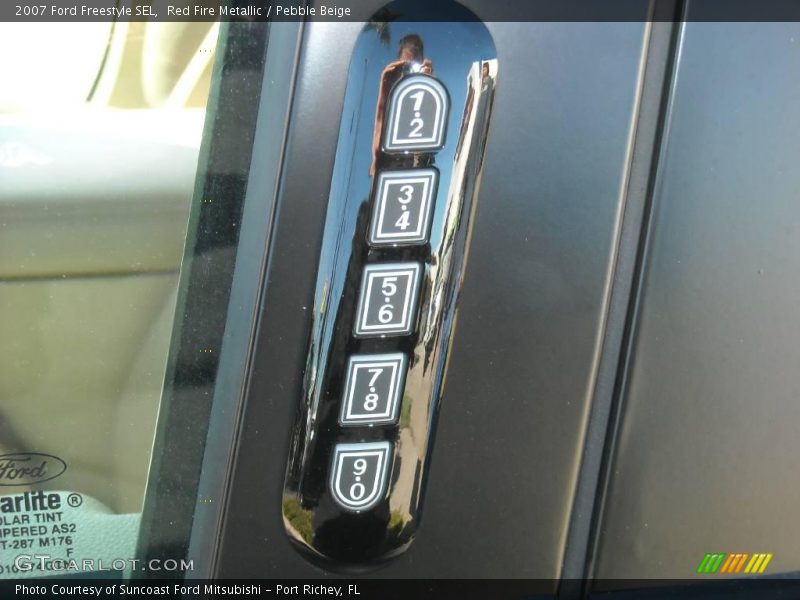 Red Fire Metallic / Pebble Beige 2007 Ford Freestyle SEL