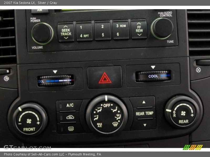 Silver / Gray 2007 Kia Sedona LX