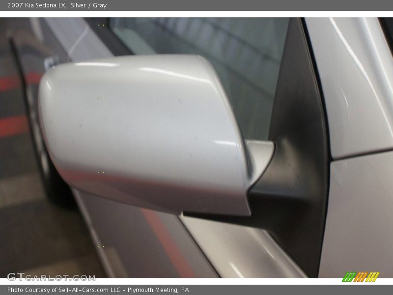 Silver / Gray 2007 Kia Sedona LX