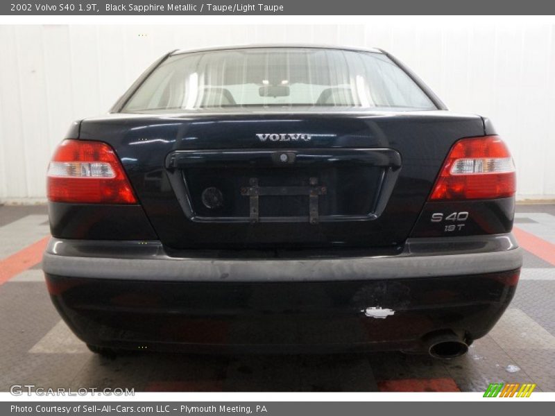 Black Sapphire Metallic / Taupe/Light Taupe 2002 Volvo S40 1.9T