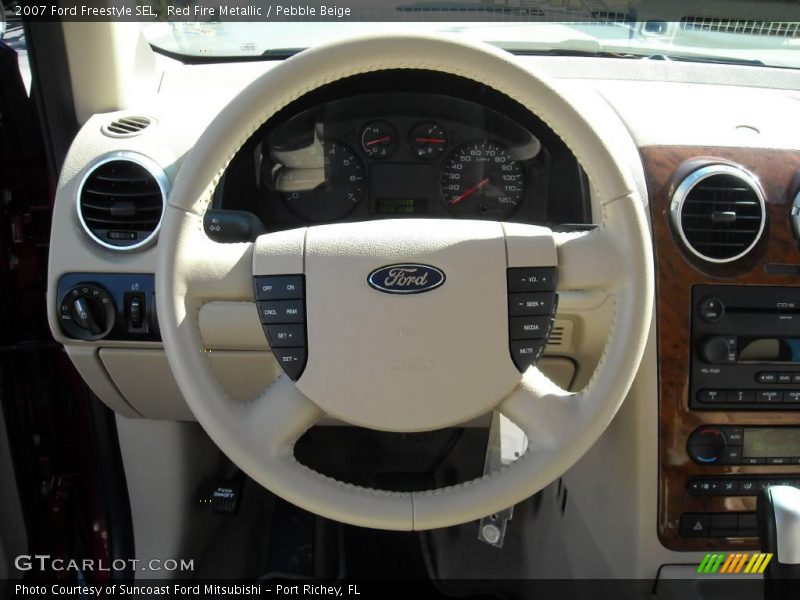 Red Fire Metallic / Pebble Beige 2007 Ford Freestyle SEL
