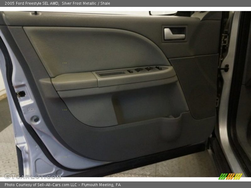 Silver Frost Metallic / Shale 2005 Ford Freestyle SEL AWD