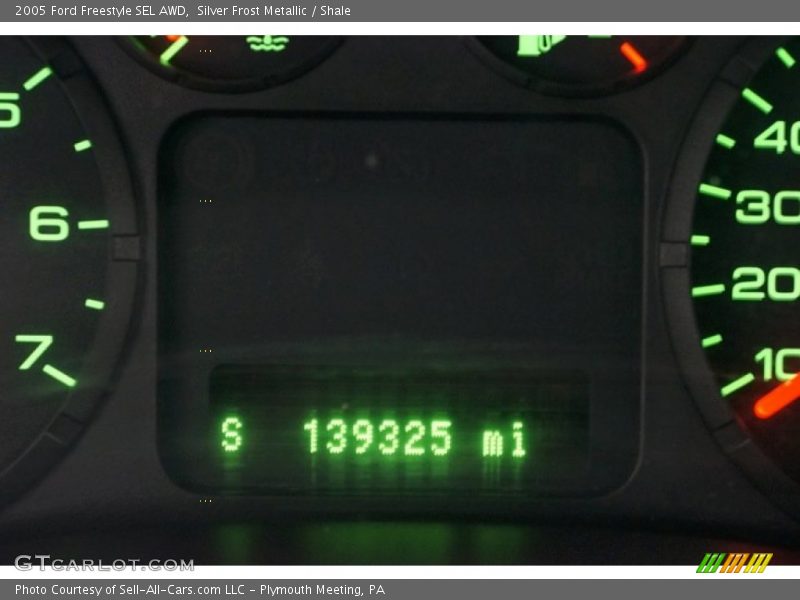 Silver Frost Metallic / Shale 2005 Ford Freestyle SEL AWD