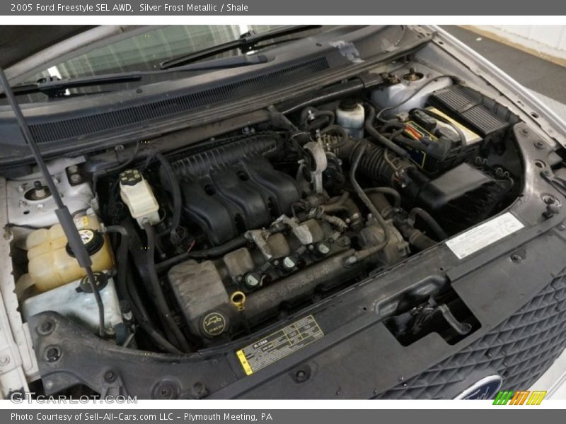 Silver Frost Metallic / Shale 2005 Ford Freestyle SEL AWD