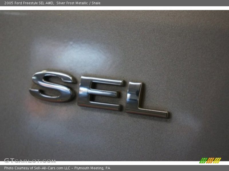 Silver Frost Metallic / Shale 2005 Ford Freestyle SEL AWD