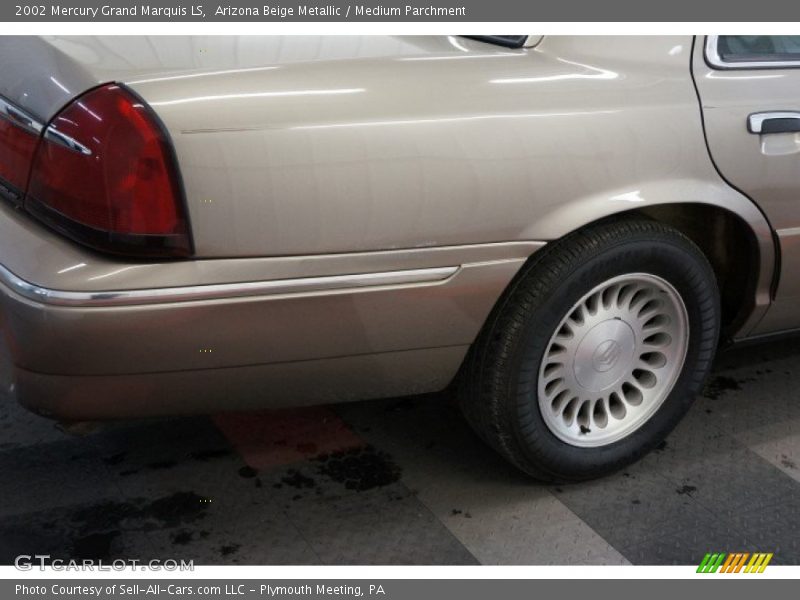 Arizona Beige Metallic / Medium Parchment 2002 Mercury Grand Marquis LS