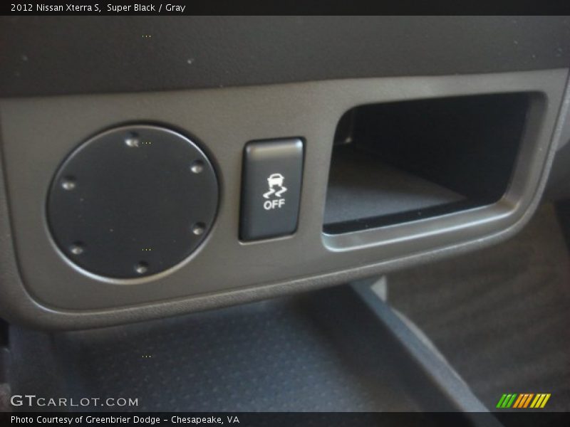 Super Black / Gray 2012 Nissan Xterra S