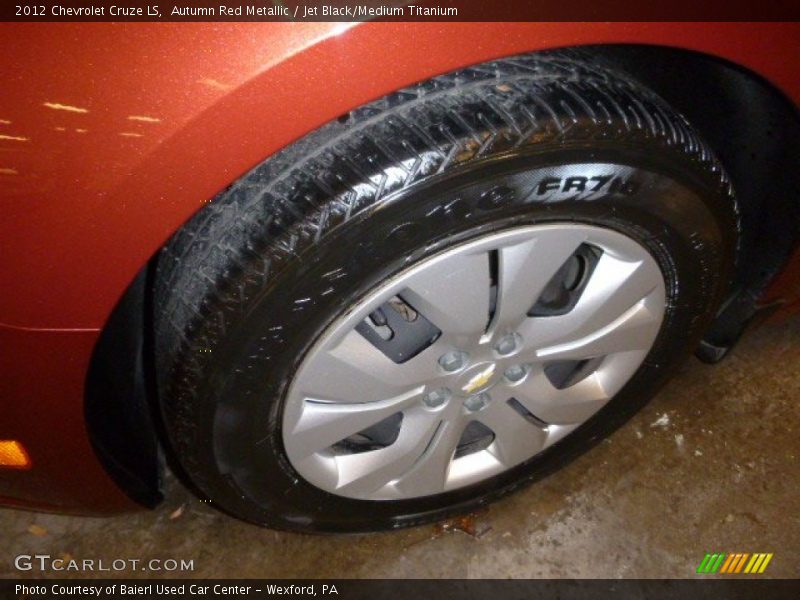 Autumn Red Metallic / Jet Black/Medium Titanium 2012 Chevrolet Cruze LS