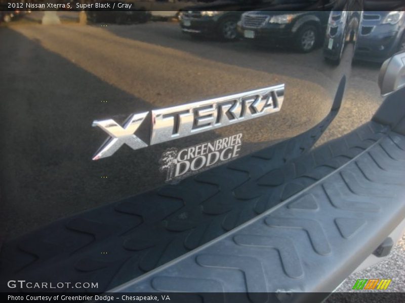 Super Black / Gray 2012 Nissan Xterra S