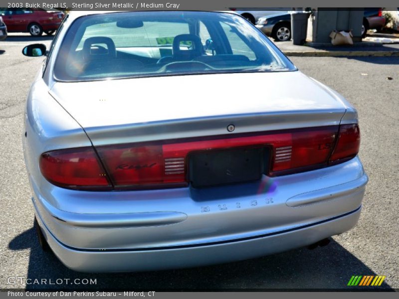 Sterling Silver Metallic / Medium Gray 2003 Buick Regal LS