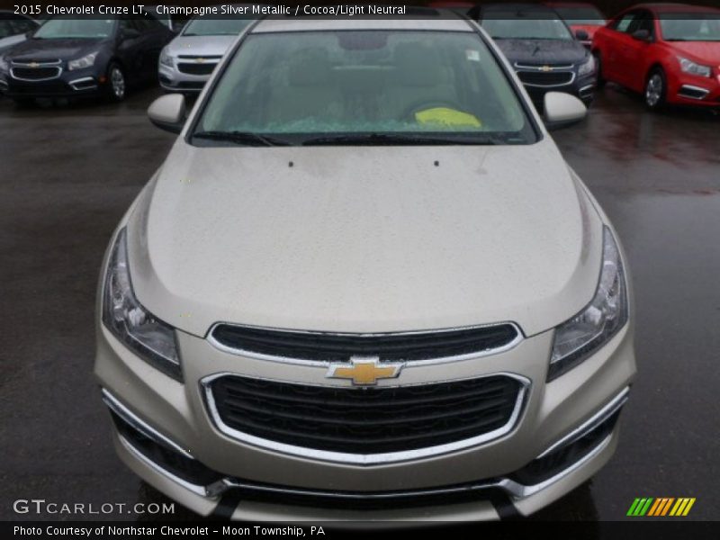 Champagne Silver Metallic / Cocoa/Light Neutral 2015 Chevrolet Cruze LT