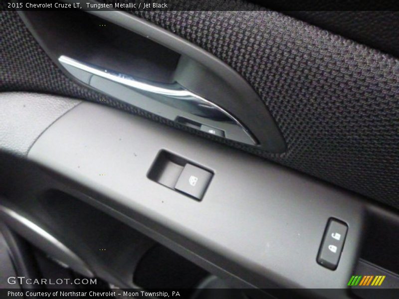 Tungsten Metallic / Jet Black 2015 Chevrolet Cruze LT