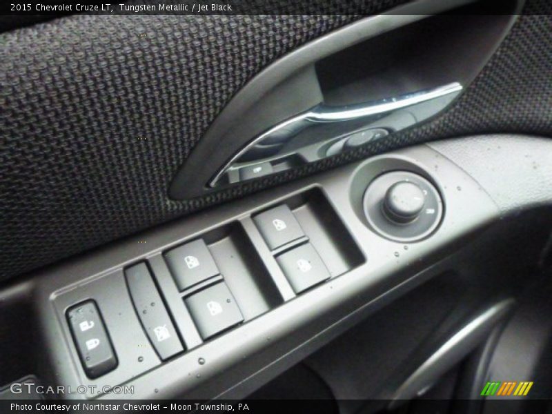 Tungsten Metallic / Jet Black 2015 Chevrolet Cruze LT
