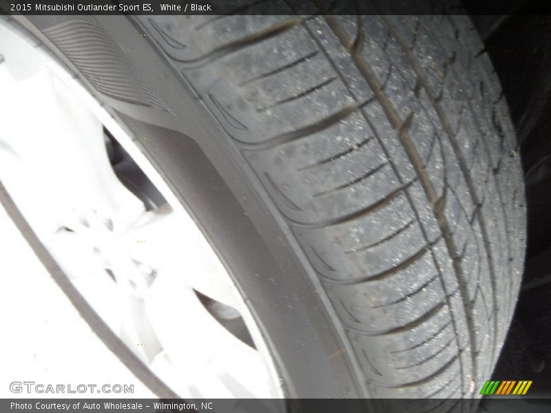 White / Black 2015 Mitsubishi Outlander Sport ES