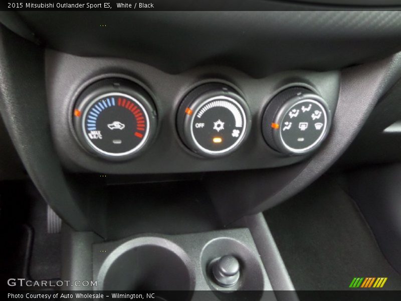 White / Black 2015 Mitsubishi Outlander Sport ES