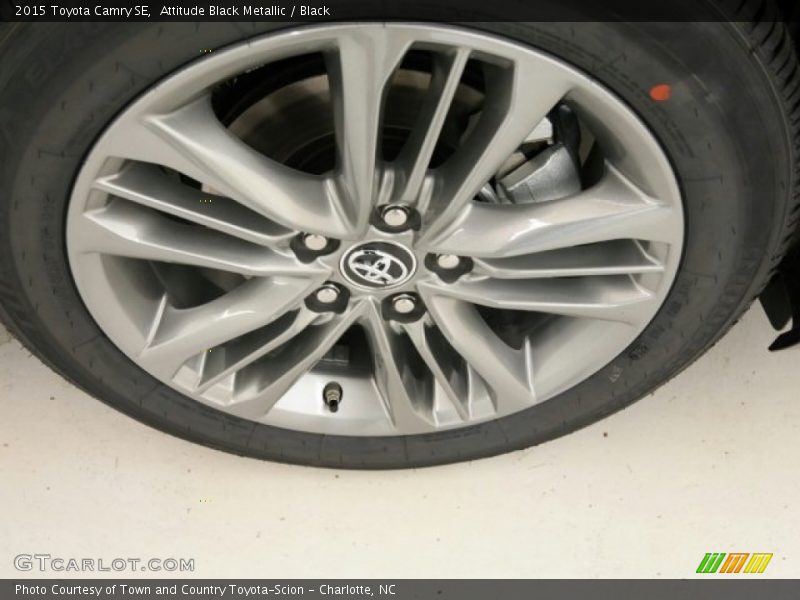 Attitude Black Metallic / Black 2015 Toyota Camry SE