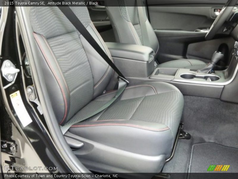 Attitude Black Metallic / Black 2015 Toyota Camry SE