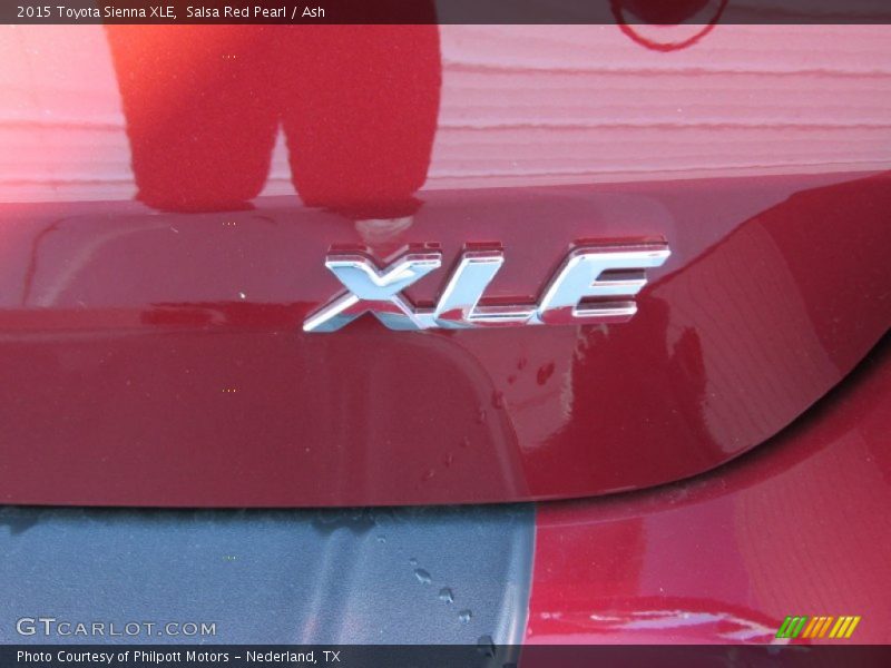 Salsa Red Pearl / Ash 2015 Toyota Sienna XLE