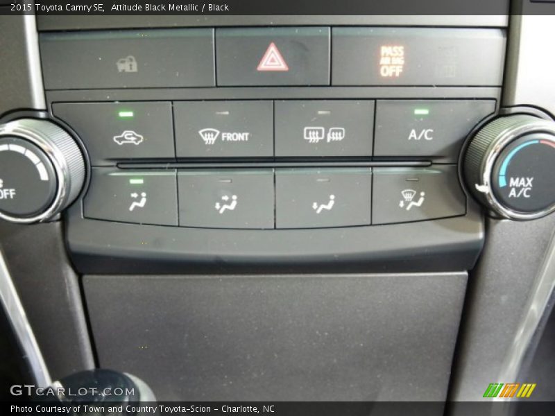Attitude Black Metallic / Black 2015 Toyota Camry SE