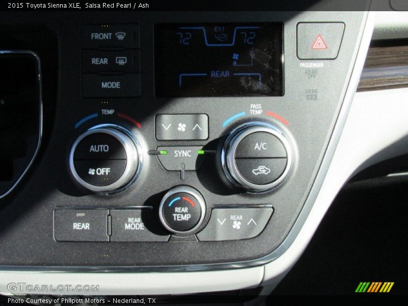 Salsa Red Pearl / Ash 2015 Toyota Sienna XLE