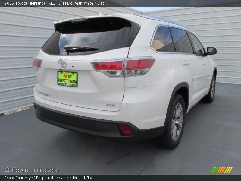 Blizzard Pearl White / Black 2015 Toyota Highlander XLE