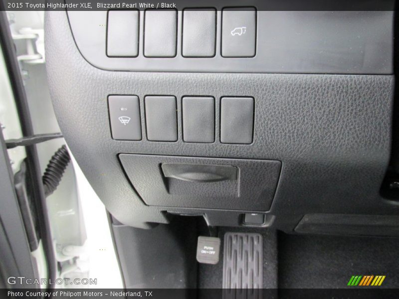 Blizzard Pearl White / Black 2015 Toyota Highlander XLE