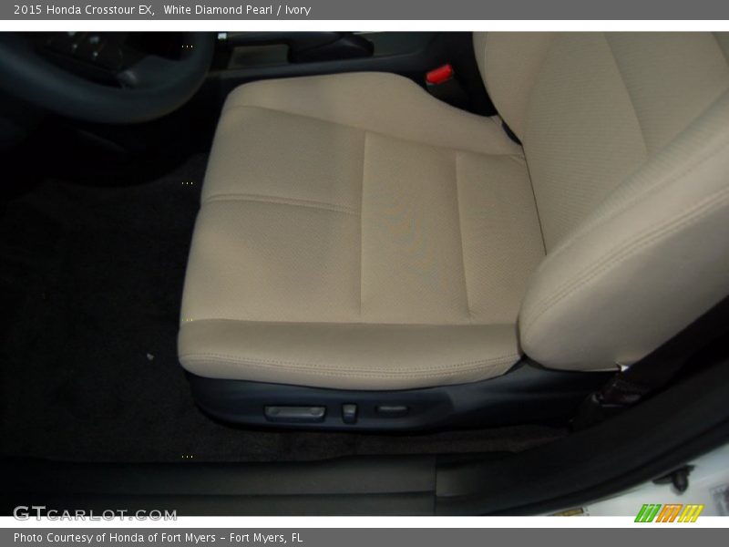 White Diamond Pearl / Ivory 2015 Honda Crosstour EX