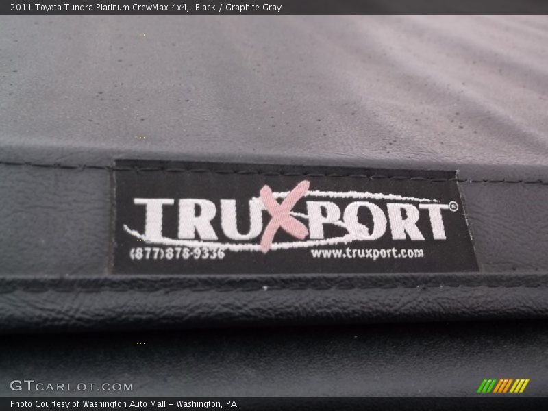 Black / Graphite Gray 2011 Toyota Tundra Platinum CrewMax 4x4