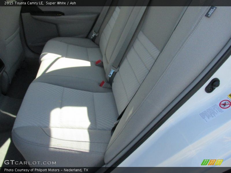 Super White / Ash 2015 Toyota Camry LE
