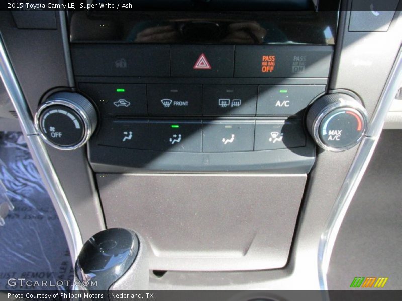 Super White / Ash 2015 Toyota Camry LE