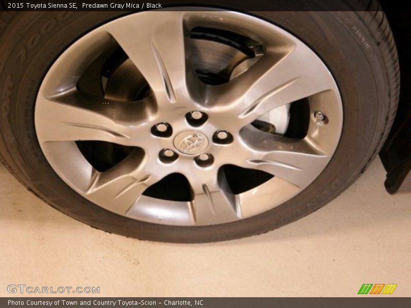 Predawn Gray Mica / Black 2015 Toyota Sienna SE