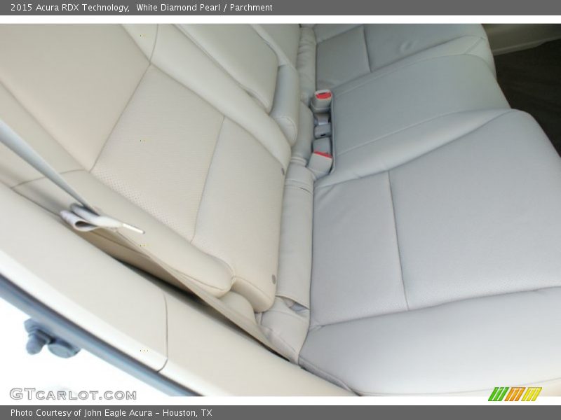 White Diamond Pearl / Parchment 2015 Acura RDX Technology