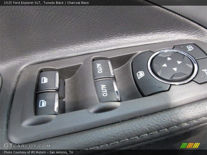 Tuxedo Black / Charcoal Black 2015 Ford Explorer XLT