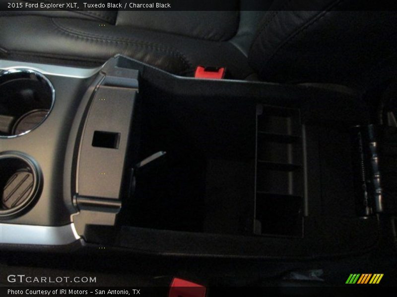 Tuxedo Black / Charcoal Black 2015 Ford Explorer XLT