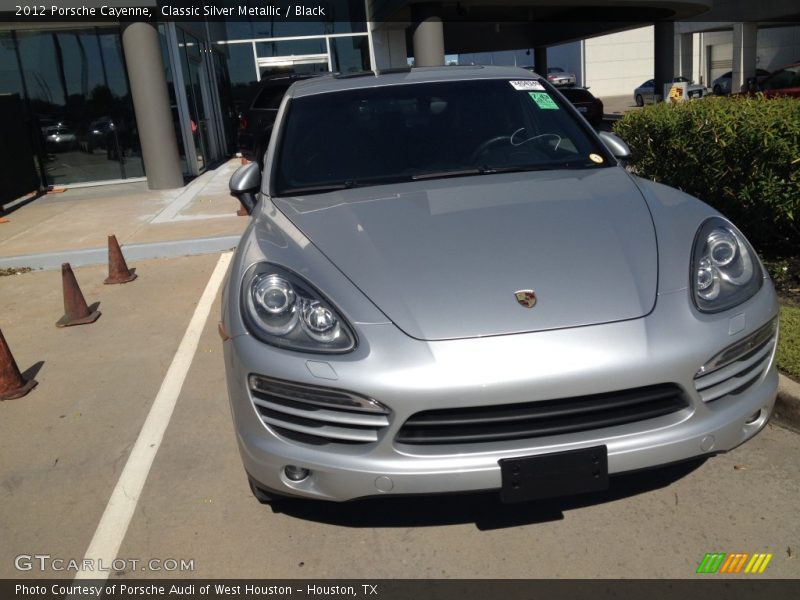 Classic Silver Metallic / Black 2012 Porsche Cayenne