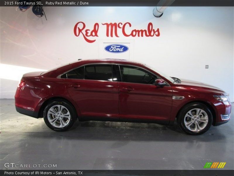 Ruby Red Metallic / Dune 2015 Ford Taurus SEL