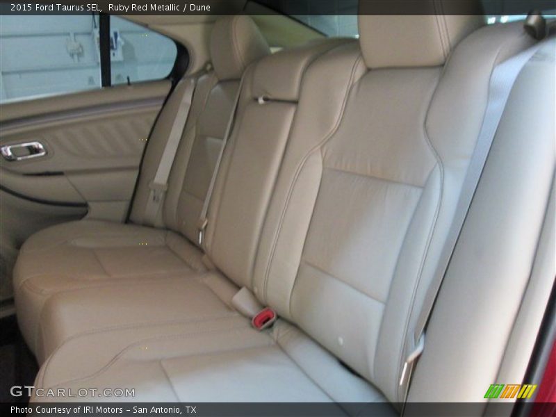 Ruby Red Metallic / Dune 2015 Ford Taurus SEL