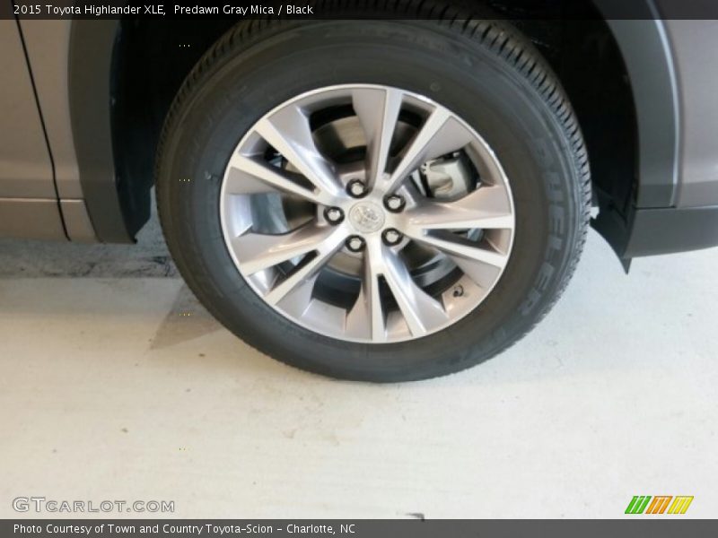 Predawn Gray Mica / Black 2015 Toyota Highlander XLE