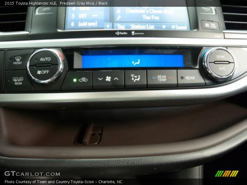 Predawn Gray Mica / Black 2015 Toyota Highlander XLE