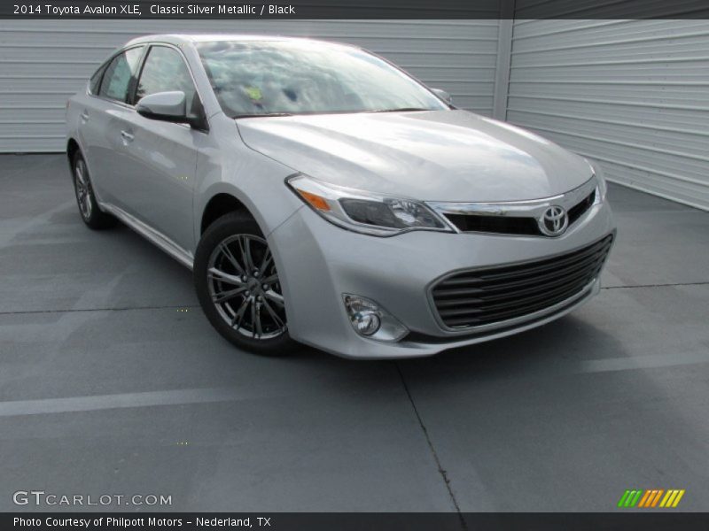 Classic Silver Metallic / Black 2014 Toyota Avalon XLE