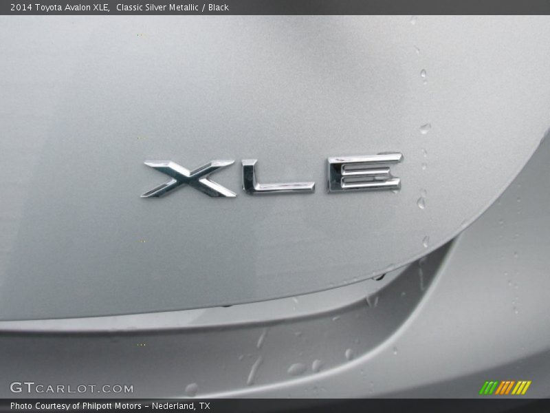 Classic Silver Metallic / Black 2014 Toyota Avalon XLE