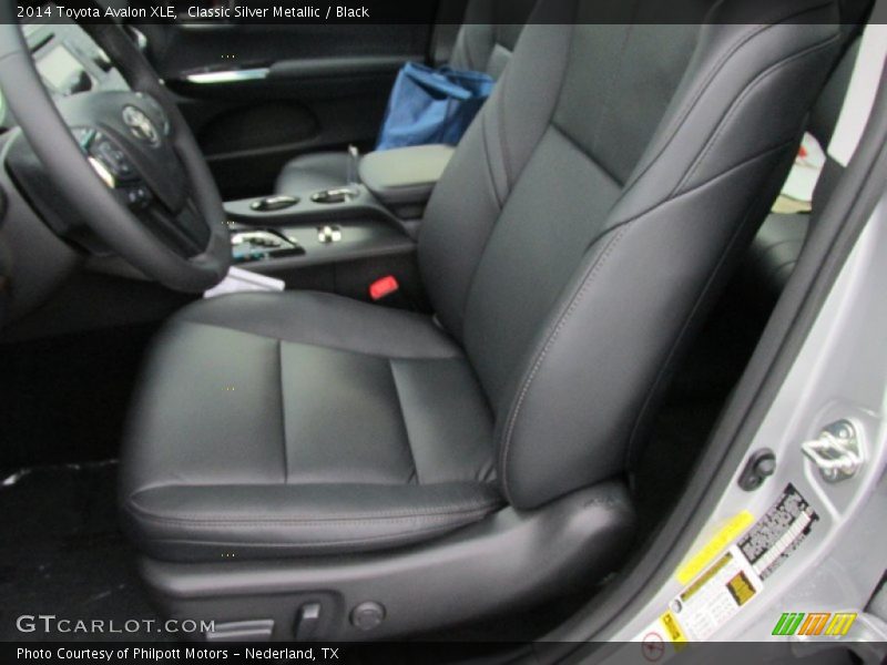 Classic Silver Metallic / Black 2014 Toyota Avalon XLE