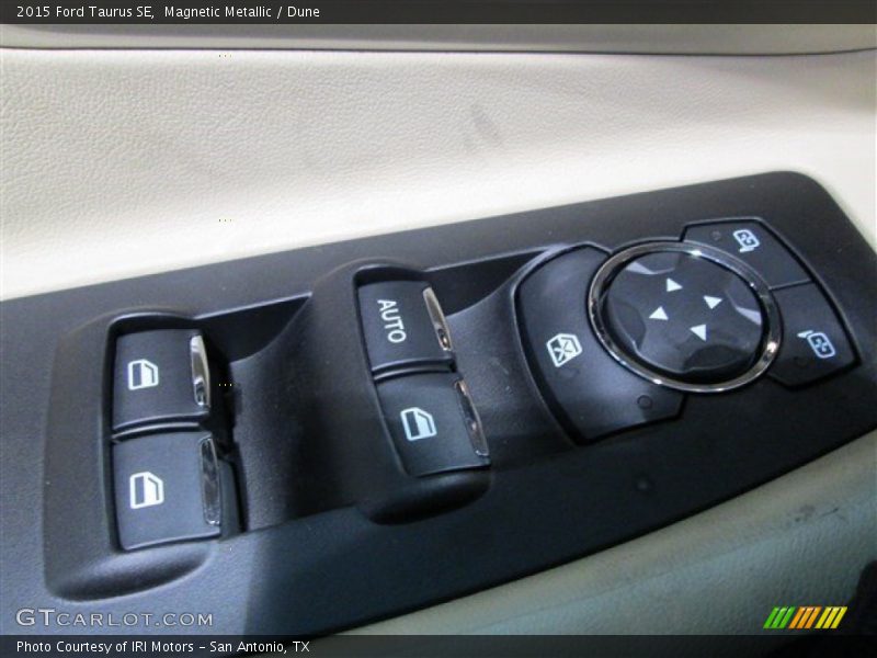 Controls of 2015 Taurus SE