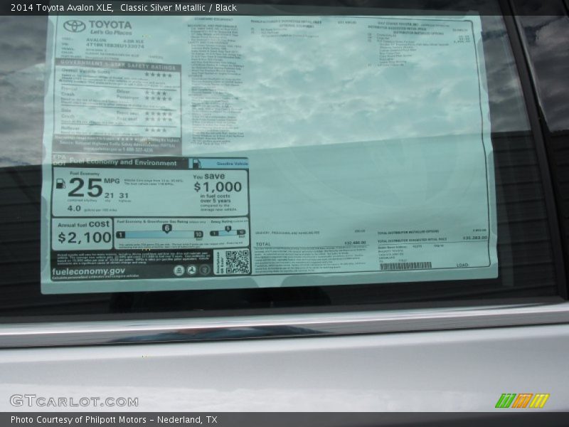 Classic Silver Metallic / Black 2014 Toyota Avalon XLE