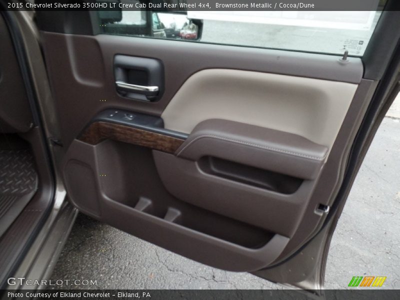 Door Panel of 2015 Silverado 3500HD LT Crew Cab Dual Rear Wheel 4x4
